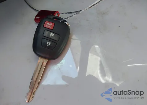 2014 Toyota Prius C Two from USA, damaged, VIN JTDKDTB34E1078885